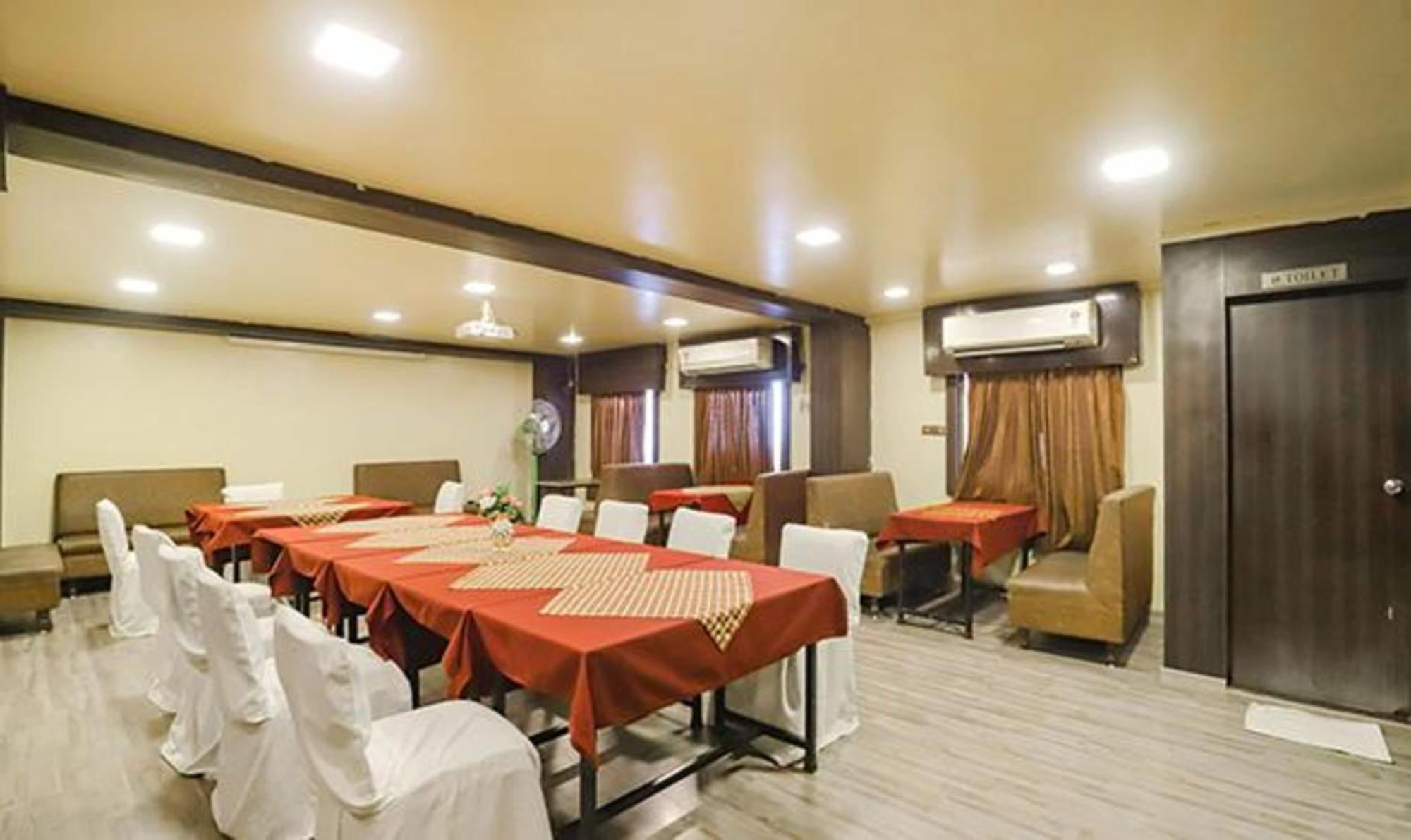 Fabhotel Parashar Nagpur Bagian luar foto