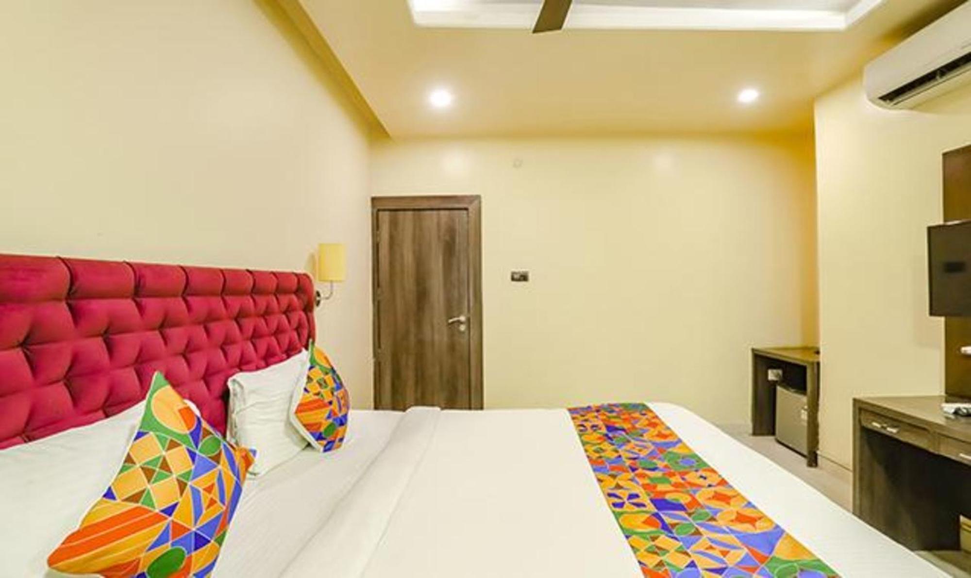 Fabhotel Parashar Nagpur Bagian luar foto