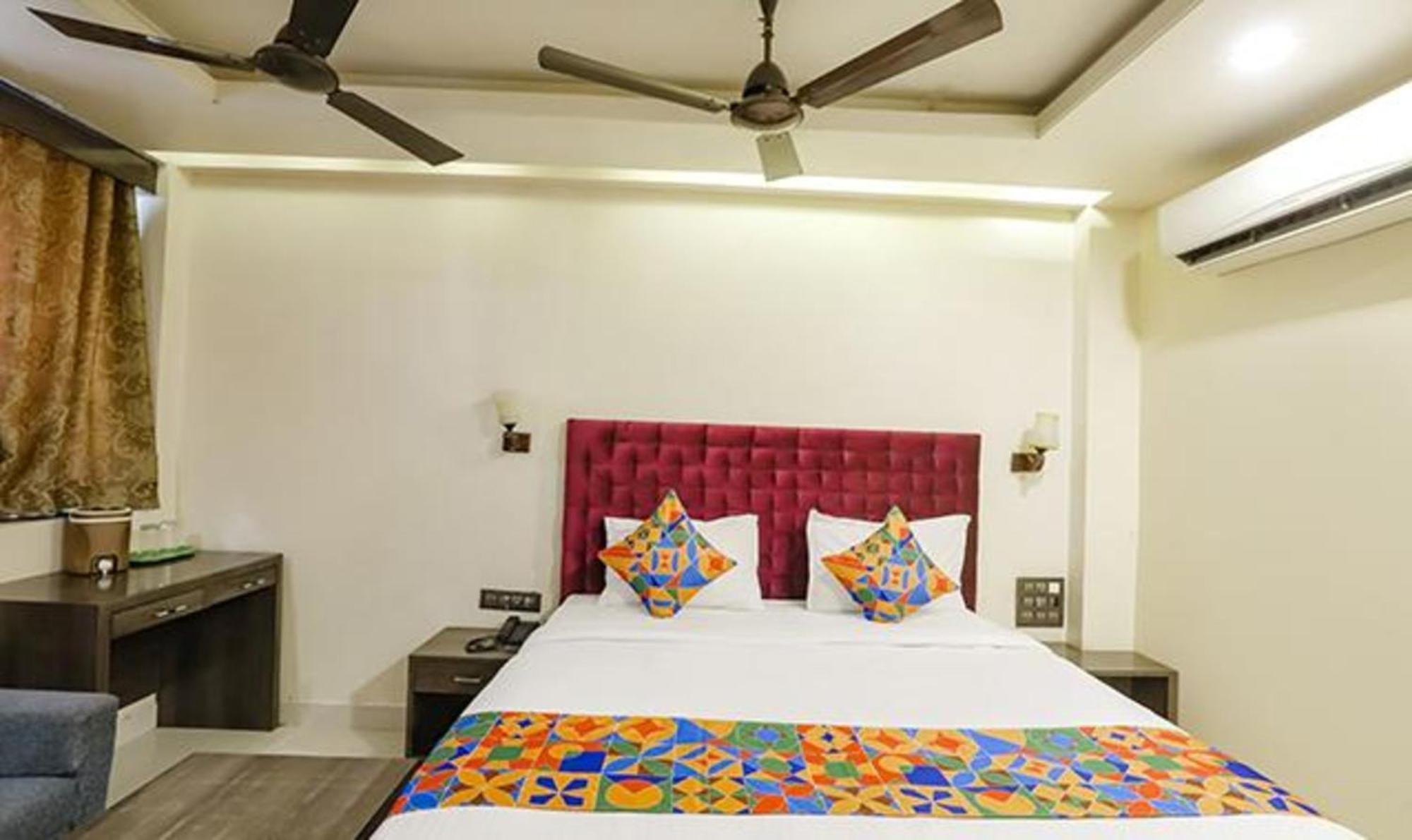 Fabhotel Parashar Nagpur Bagian luar foto