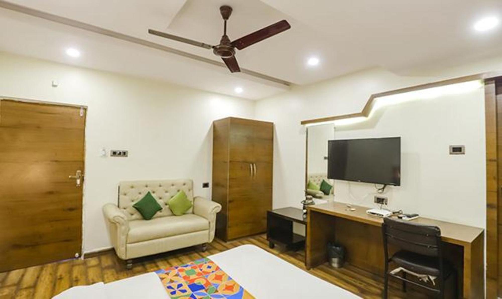 Fabhotel Parashar Nagpur Bagian luar foto
