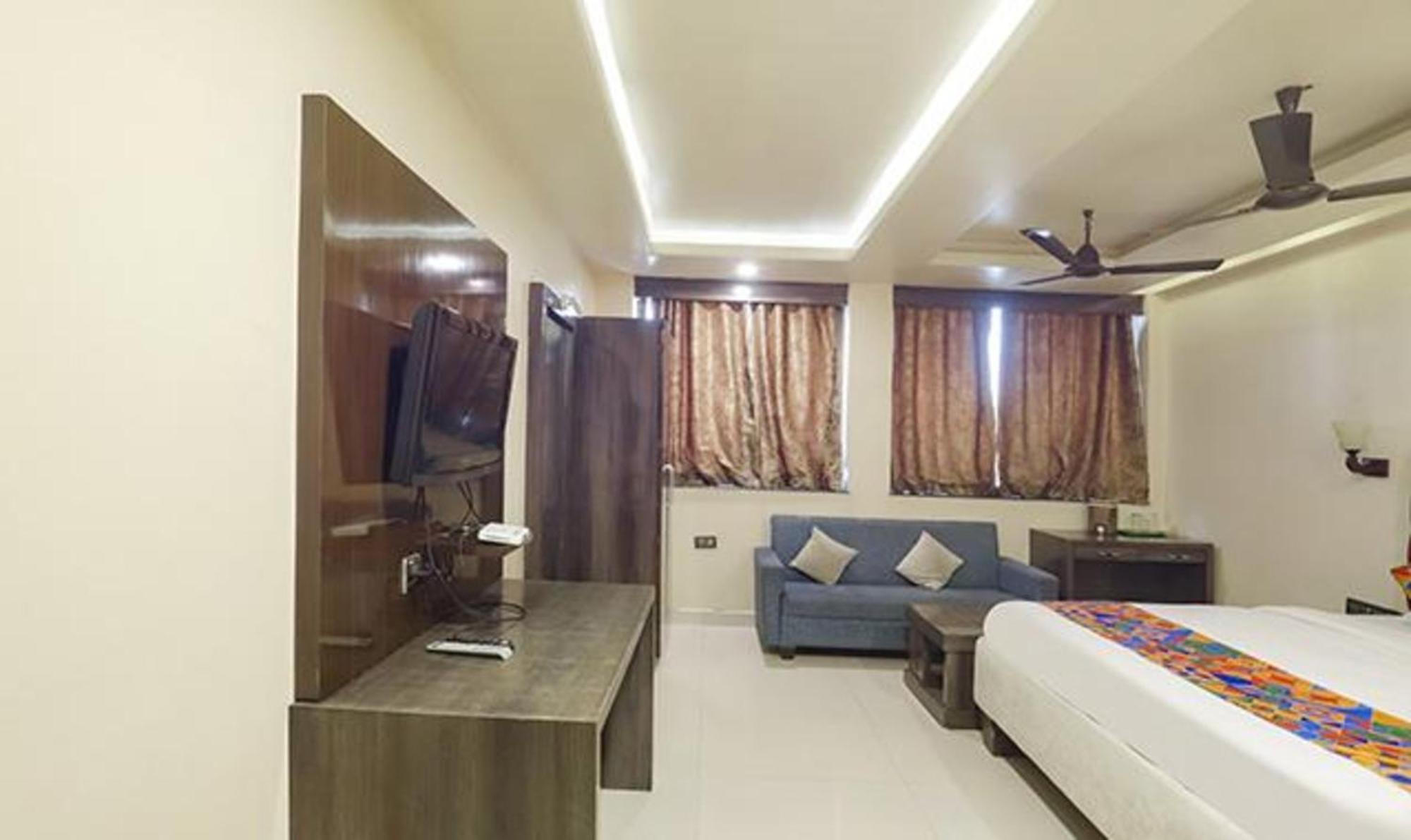 Fabhotel Parashar Nagpur Bagian luar foto