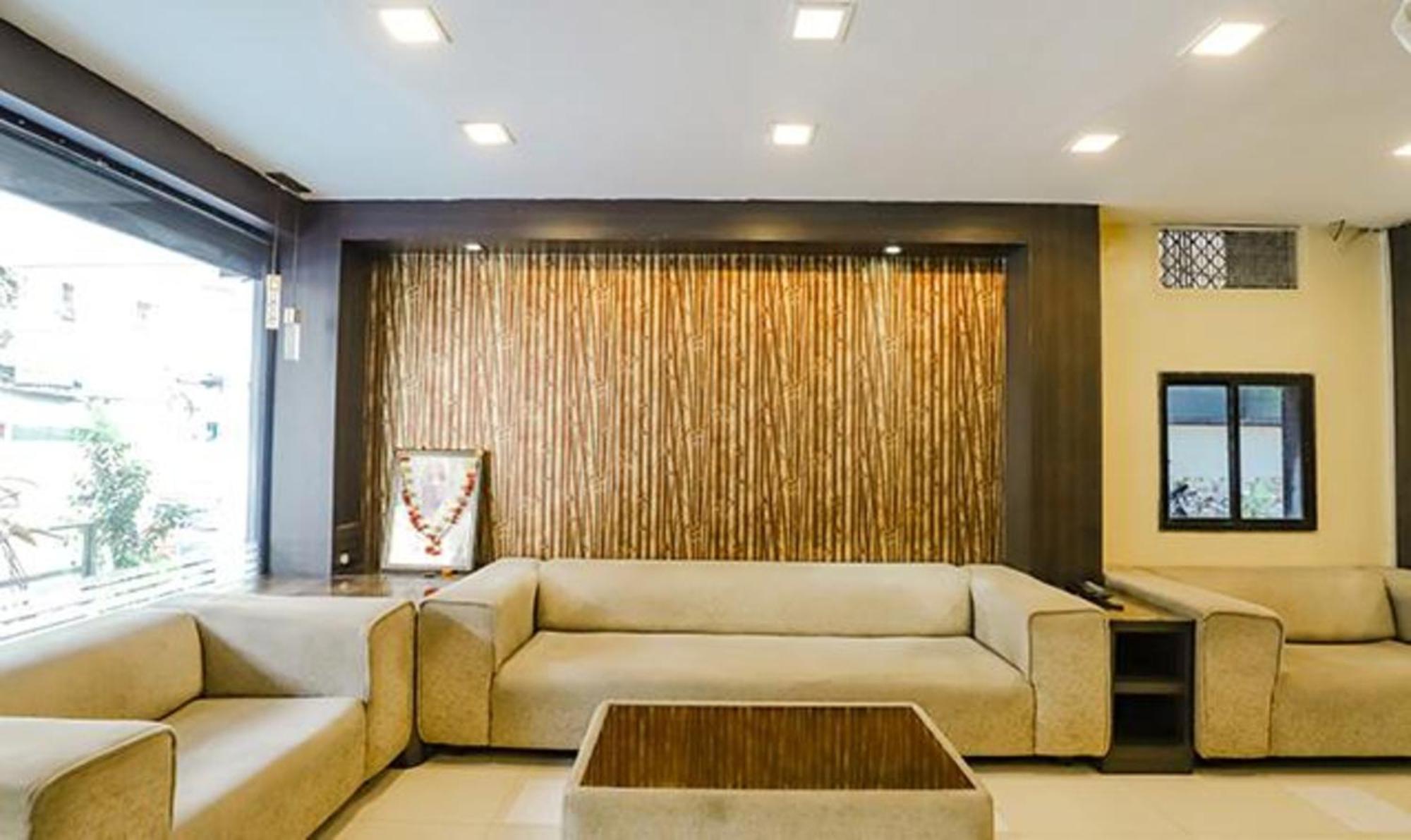 Fabhotel Parashar Nagpur Bagian luar foto