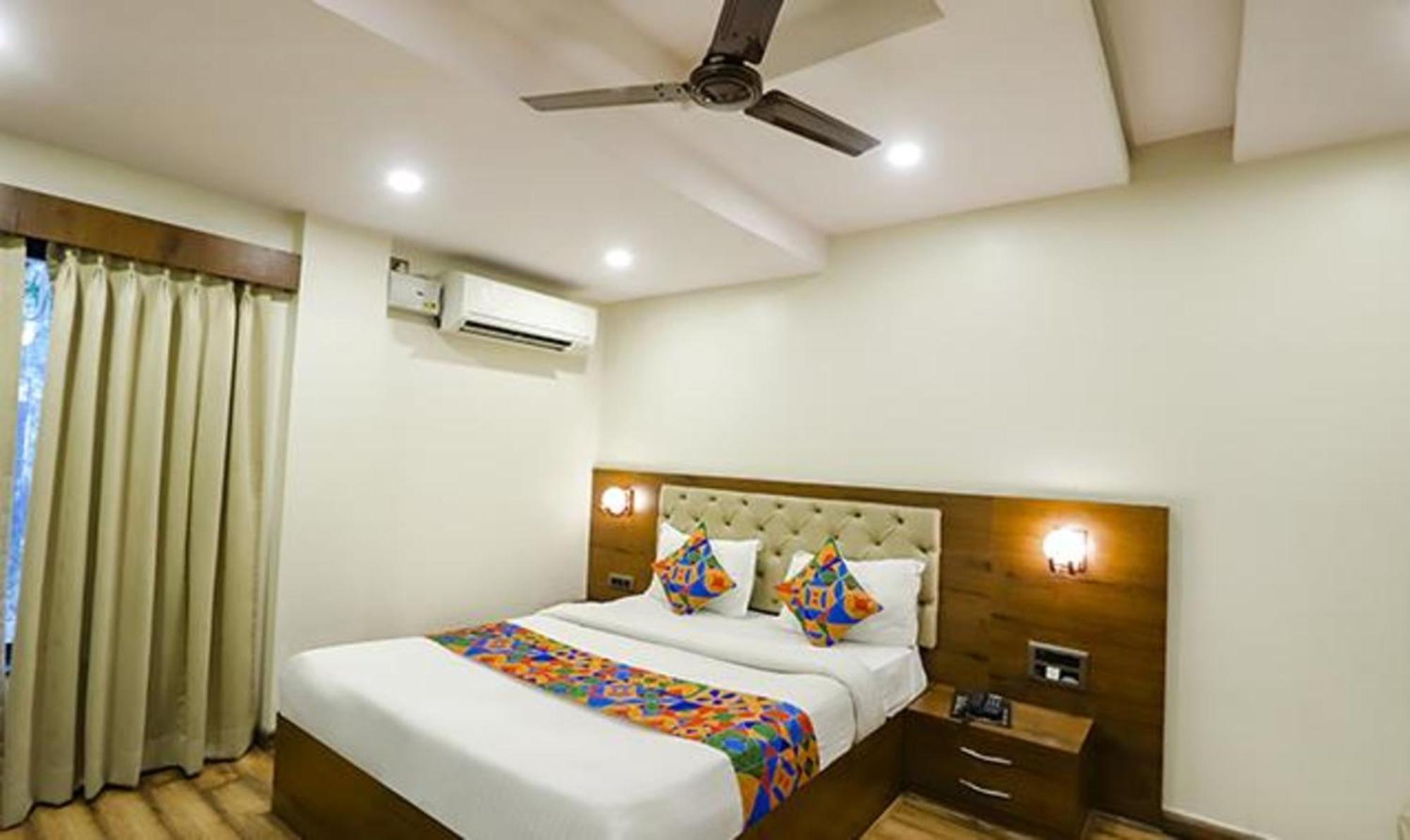 Fabhotel Parashar Nagpur Bagian luar foto