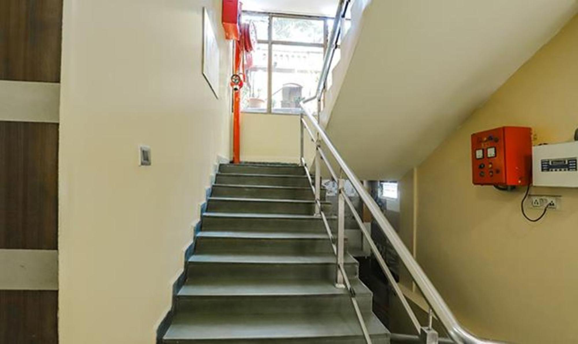 Fabhotel Parashar Nagpur Bagian luar foto