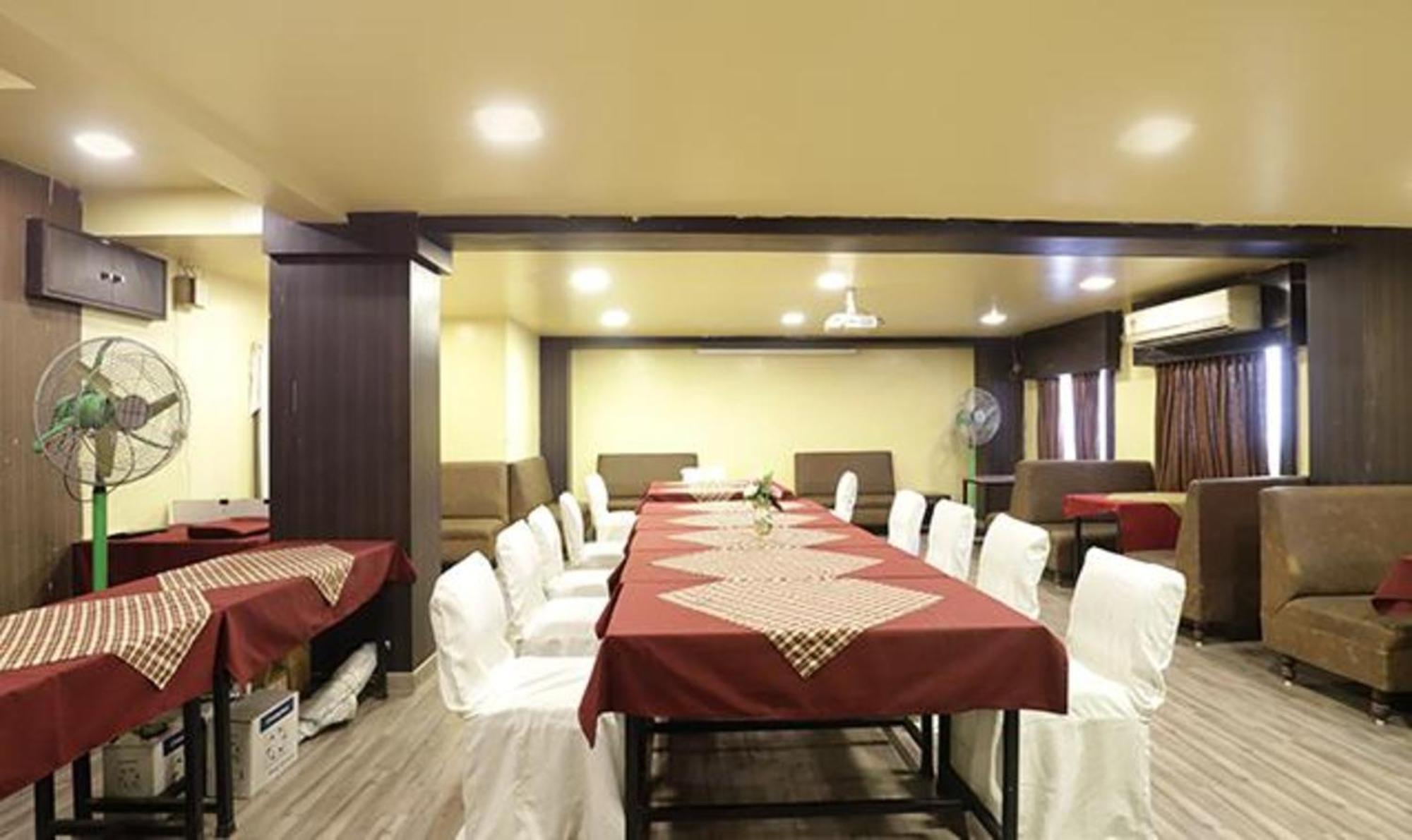 Fabhotel Parashar Nagpur Bagian luar foto